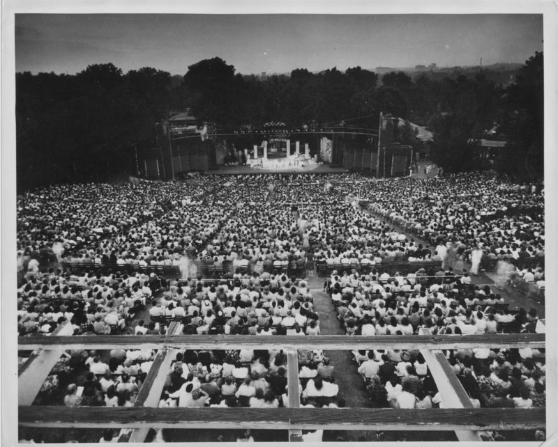 bio-02.jpg (37953 bytes)