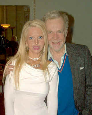 Image-082a.JPG (23471 bytes)