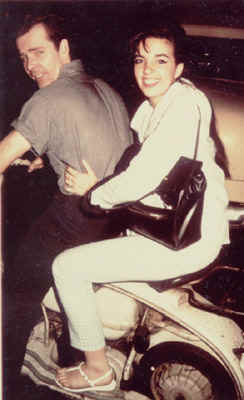 television-02.jpg (60390 bytes)